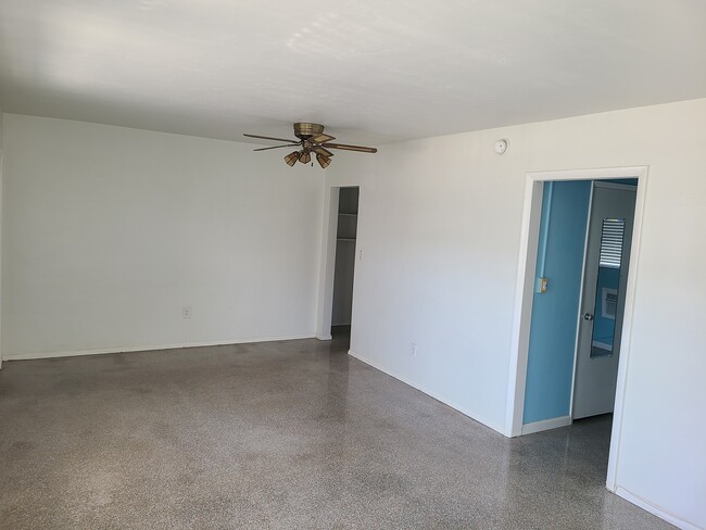 Foto del edificio - 1005 SE 15th St