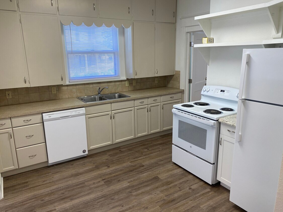 Foto principal - 915 13th St