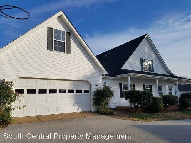 Building Photo - 3 br, 2.5 bath House - 250 Evergreen Court