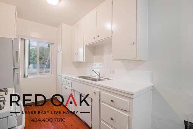 Foto del edificio - 1156 Exposition Blvd