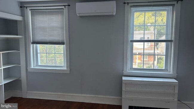 Foto del edificio - 8119 Ardleigh St