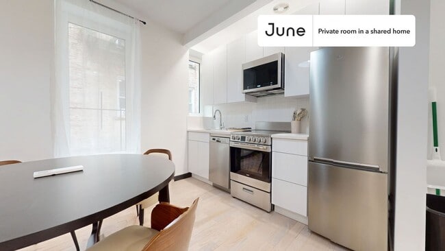 Building Photo - Room in Shared 4 bed/2 bath home
