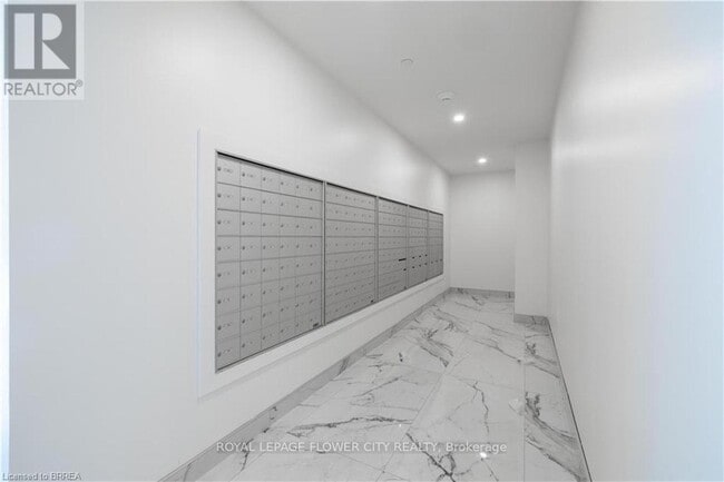 Building Photo - 575-575 Conklin Rd