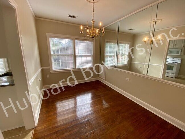 Foto del edificio - 4103 Devine St