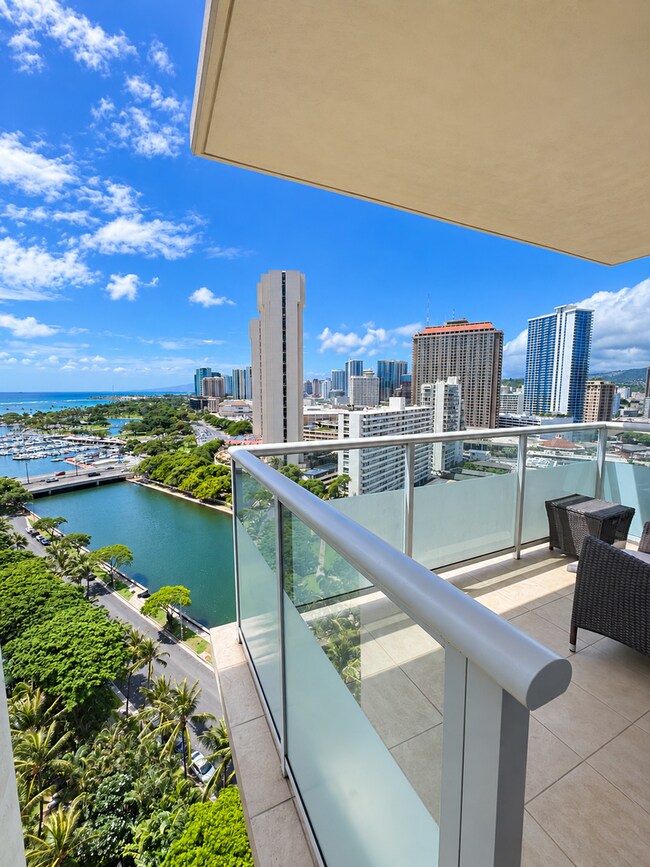 Foto del edificio - 1551 Ala Wai Blvd