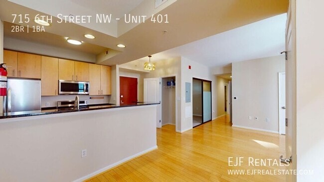 Foto del edificio - 715 6th St NW
