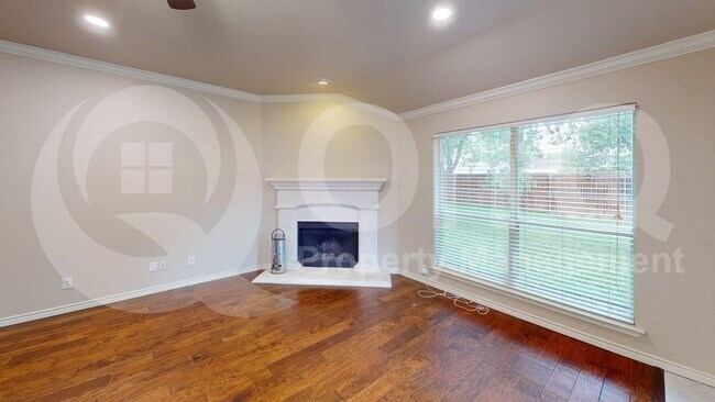Building Photo - 4828 Curzon Ave