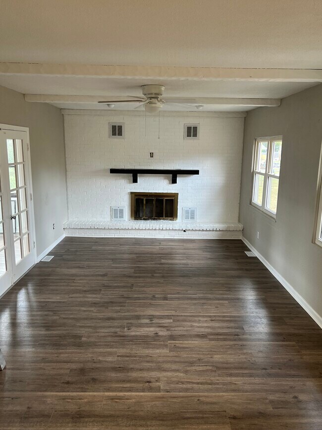 Foto del edificio - 3117 Southwick Dr
