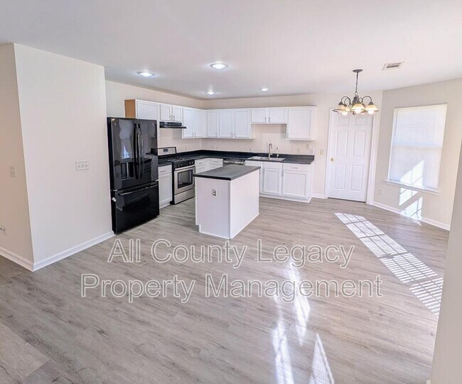 Building Photo - 2870 Storybook Ln