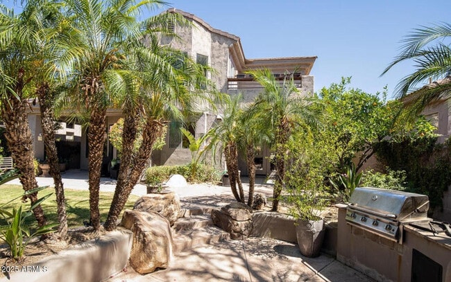 Building Photo - 7625 E Sands Dr