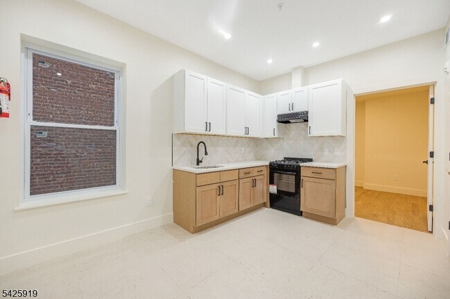 Foto del edificio - 10 School St