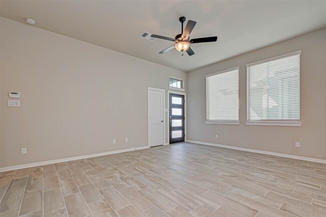 Building Photo - 316 N Spotted Fern Dr