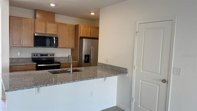 Foto del edificio - 2808 Moonshadow Ct