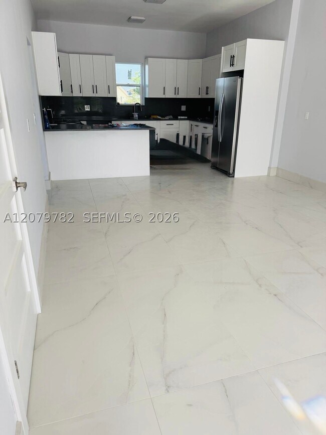 Foto del edificio - 401 Lexington Dr