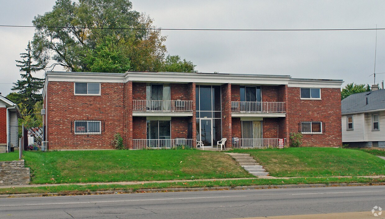 Building Photo - 911 N Gettysburg Ave