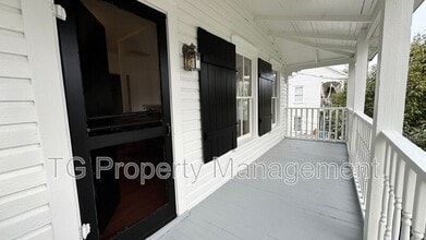 Building Photo - 32 Sanford St