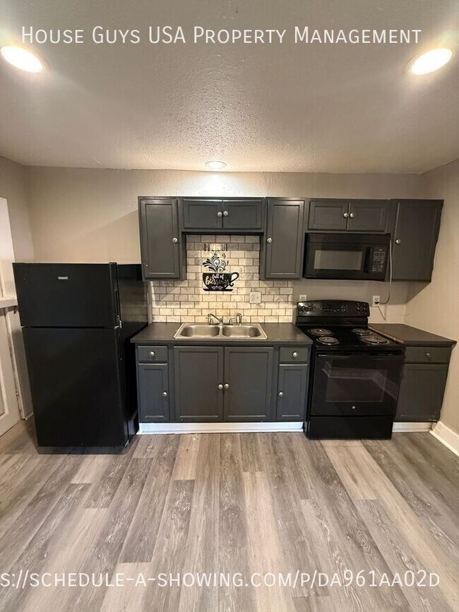 Foto del edificio - 2538 Woodland Ave