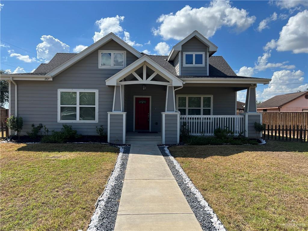 Foto principal - 201 McAllen St