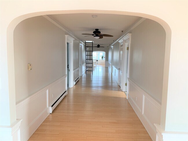 Foto del edificio - 85 Brown Ave