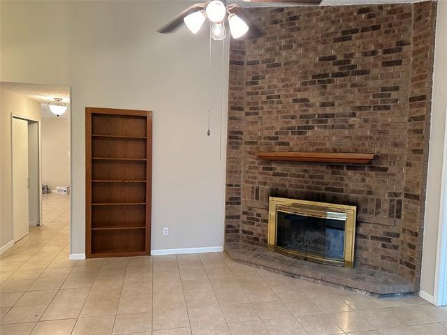 Building Photo - 5814 Winell Dr