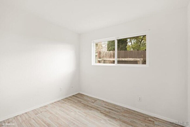 Building Photo - CHARMING HOME !!!Beautifully remodeled.