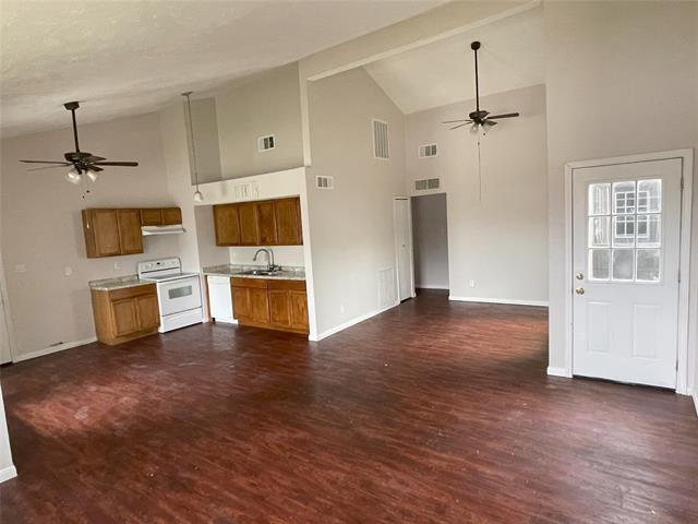 Foto del edificio - 4113 Pepperbush Dr