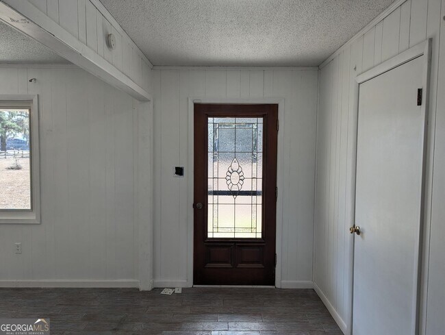 Building Photo - 474 Honey Ridge Rd