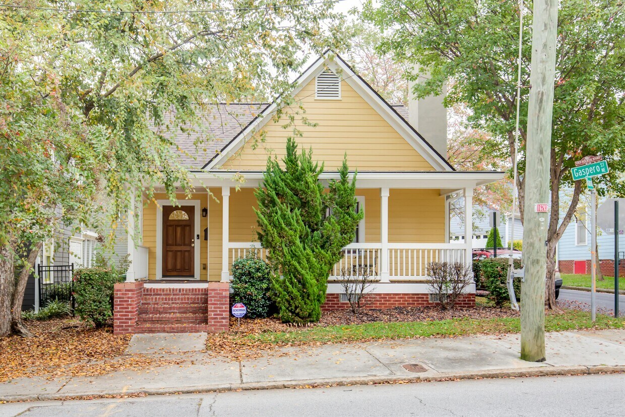 Building Photo - 87 Randolph St NE