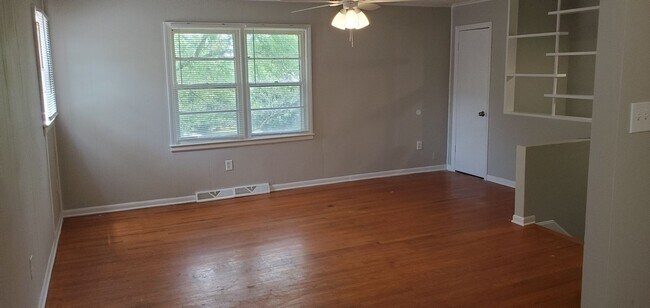 Foto del edificio - 3 bd, 2 ba house N cental Columbia, near V...