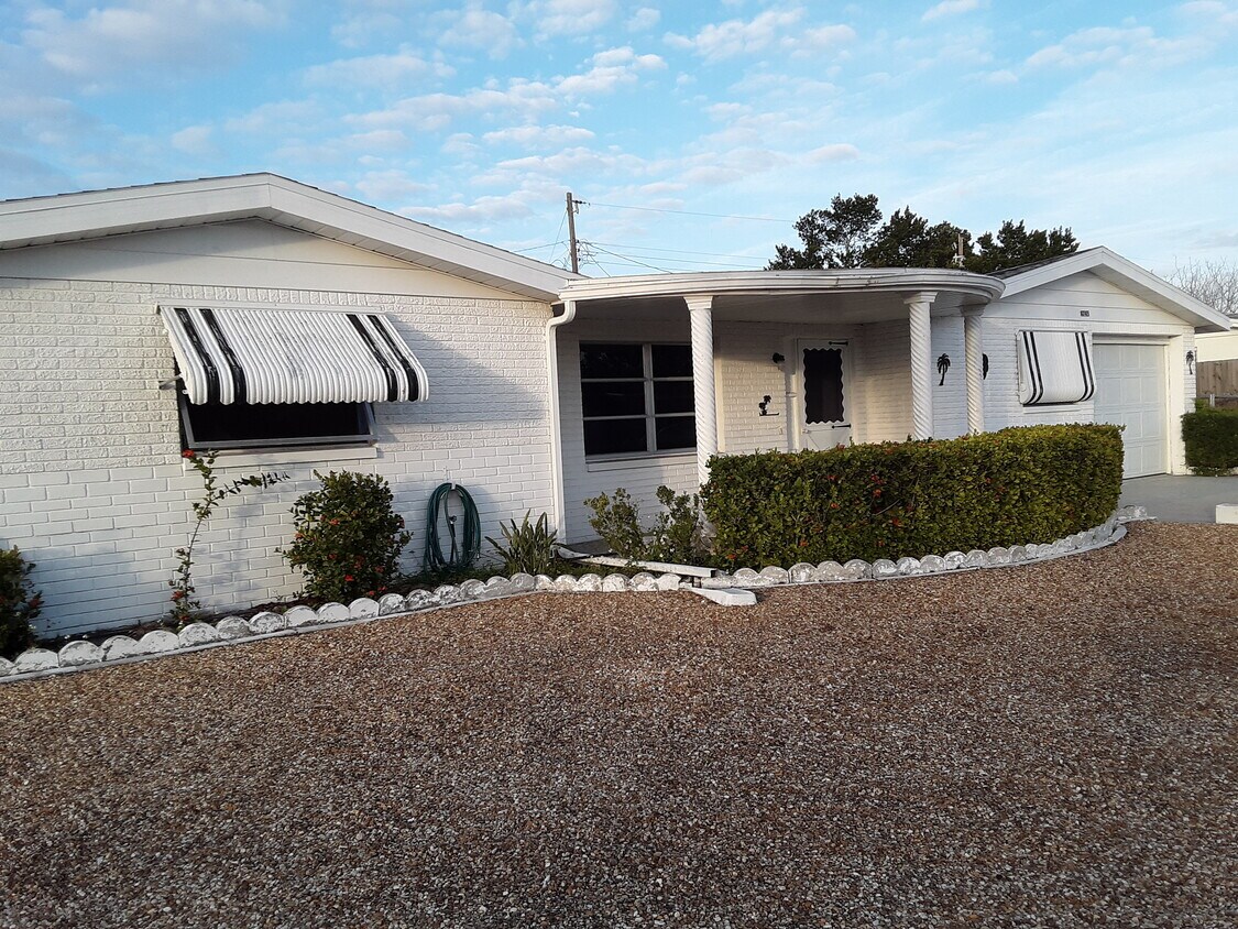4745 vision ave, Holiday, FL 34690 House for Rent in Holiday, FL