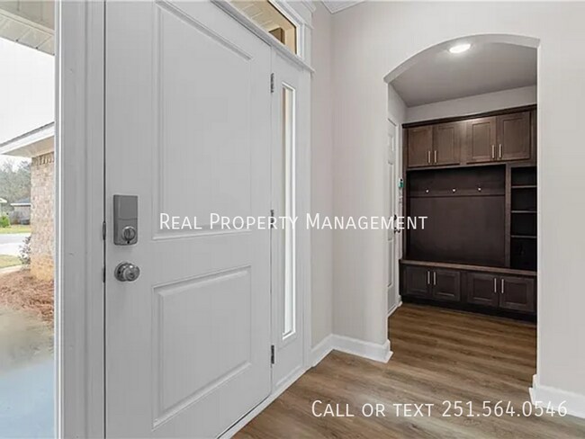 Foto del edificio - 682 Begeman Rd