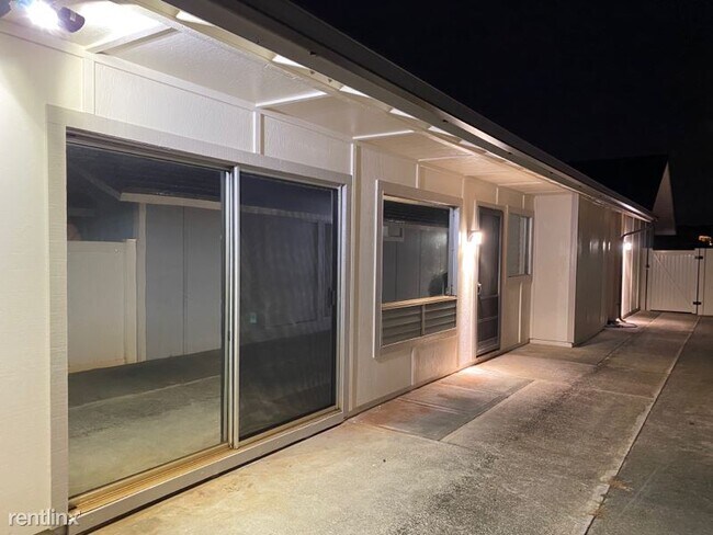 Foto del edificio - 3 br, 2 bath House - 941464 Okupu St
