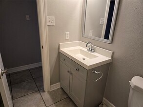 Building Photo - 24202 Bar Kay Ln