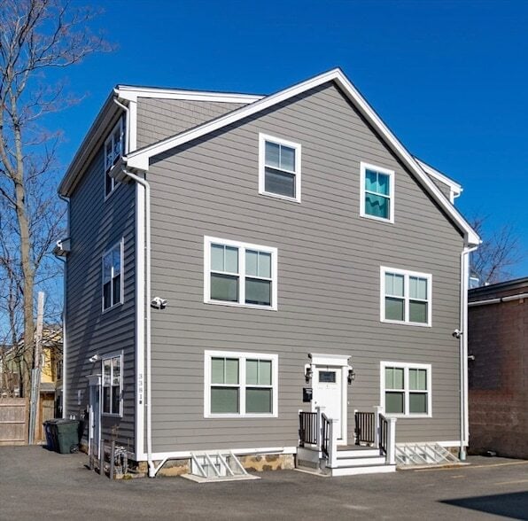 Photo - 3381R Washington St Apartment