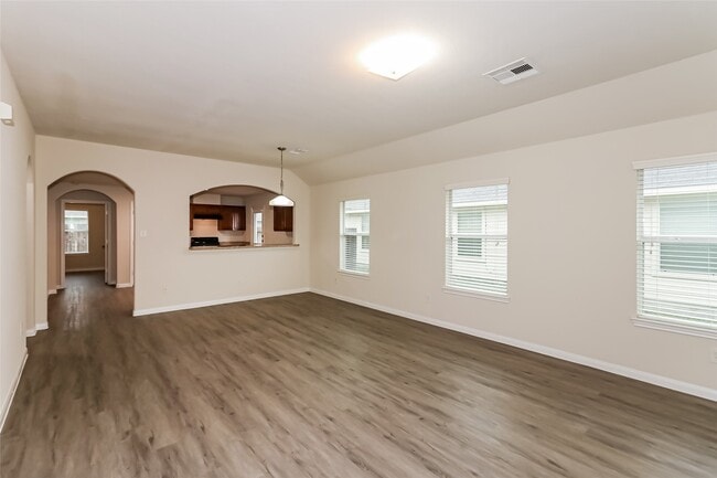 Building Photo - 5423 Latta Plantation Dr