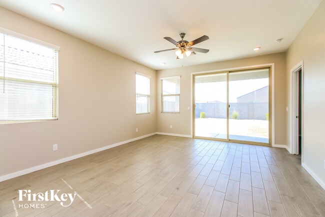 Foto del edificio - 3711 E Appaloosa Dr