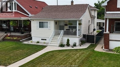 Building Photo - 1527 Pierre Ave