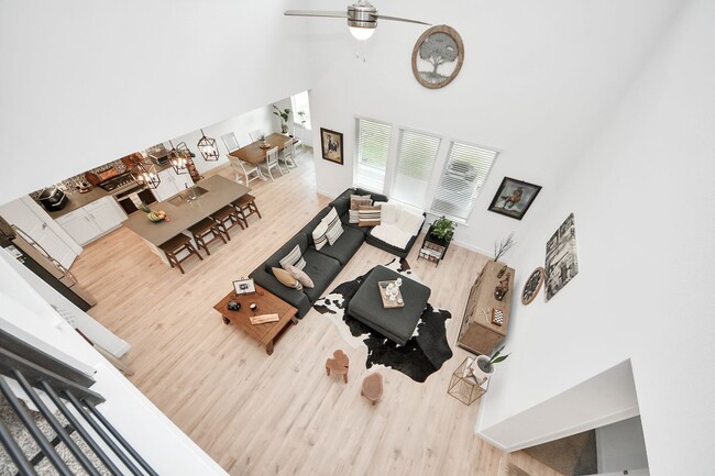 Building Photo - 21130 Almaco Dr