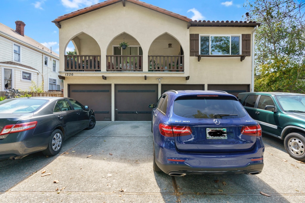 Primary Photo - 1220 Park Ave