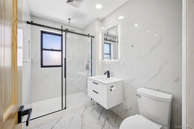 Foto del edificio - 32-50-50 87th St