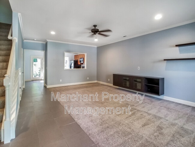 Building Photo - 209 Ashby Dr