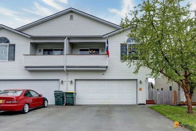 Foto del edificio - East Anchorage Home with Utilities Included!! Close to JBER! Attached Two Car Garage + Fenced in ...
