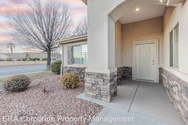 Building Photo - 3 br, 2 bath House - 804 W. Monte Verde Cir.