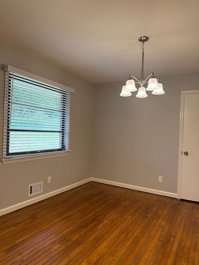 Foto del edificio - Brick Ranch in North Hall