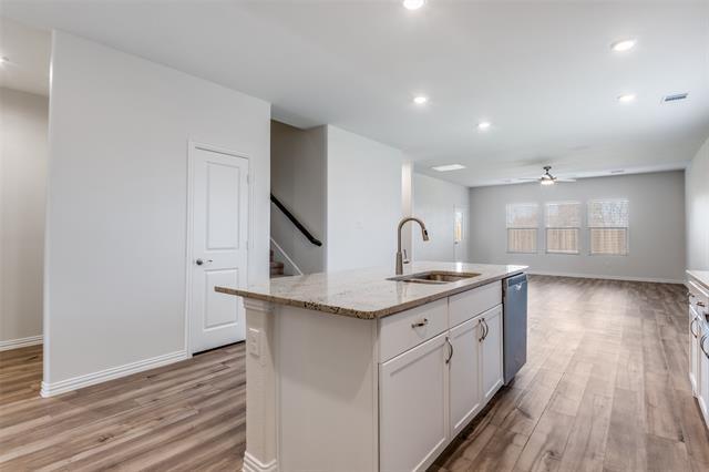 Foto del edificio - 309 Mohan Dr