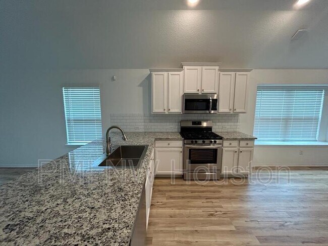 Building Photo - 10022 Granite Grove Ln