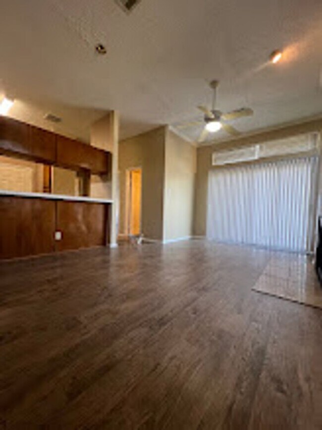 Foto del edificio - K624 - Wedgewood # 301