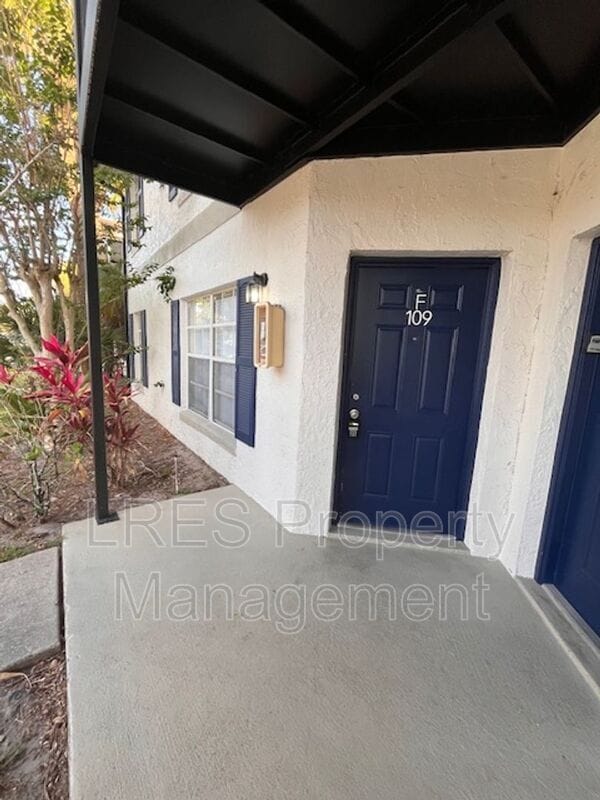 Building Photo - 3651 N Goldenrod Rd
