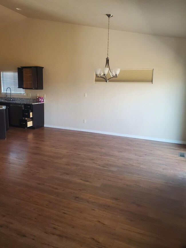 Photo - 212 Hideaway Ln House