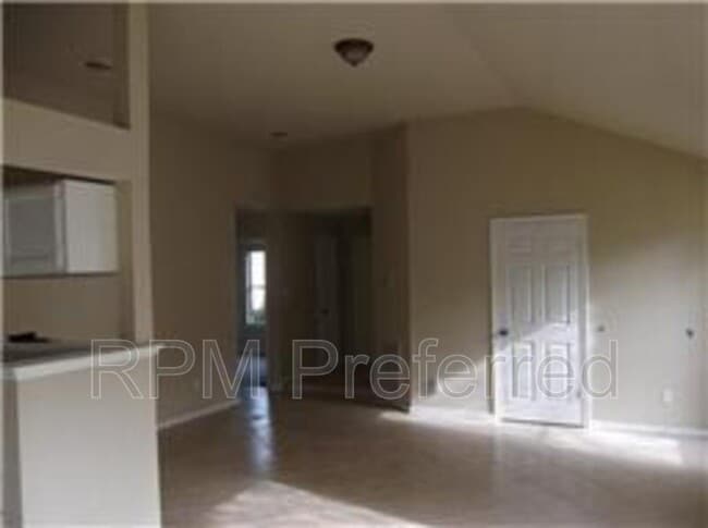 Foto del edificio - 18315 Santolina Ln